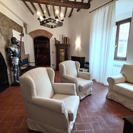 Appartamento Cisterna 33 圣吉米纳诺 外观 照片